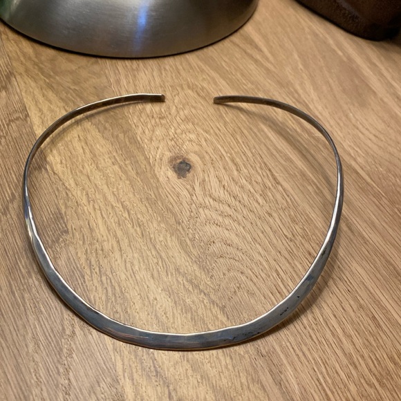 Sterling silver choker length necklace. Classic forged silver collar style. - Picture 2 of 6